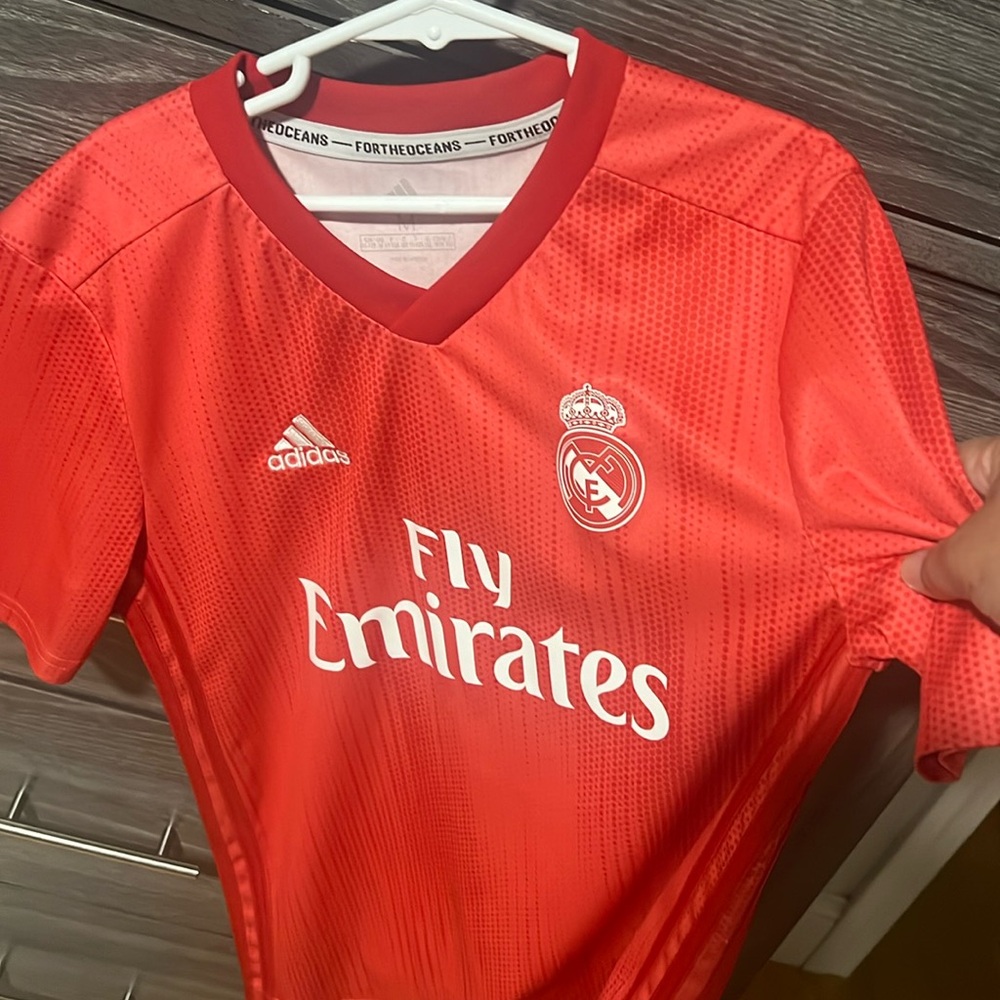 Adidas Real Madrid youth soccer jersey medium